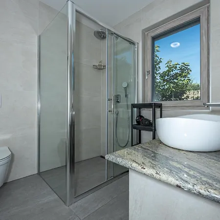 Luxury White Sails With A Multi Sport Court And Sea View Villa *