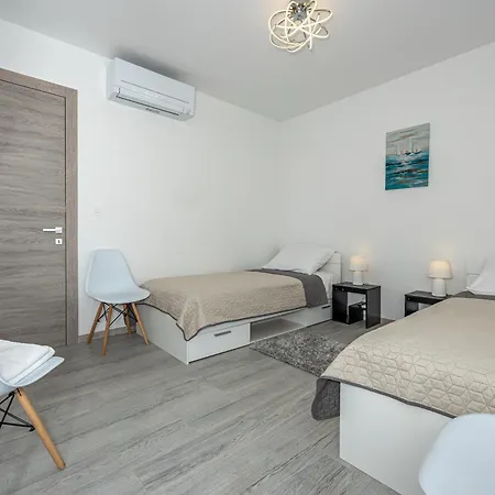 Luxury White Sails With A Multi Sport Court And Sea View * Pinezići