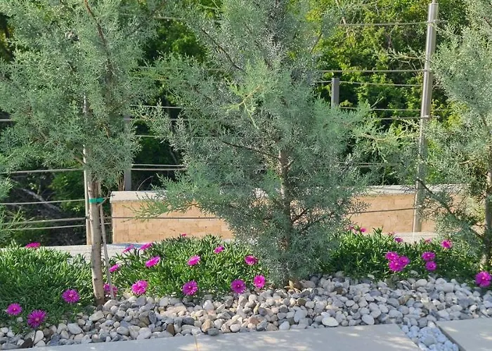 Luxury White Sails With A Multi Sport Court And Sea View Villa Pinezići