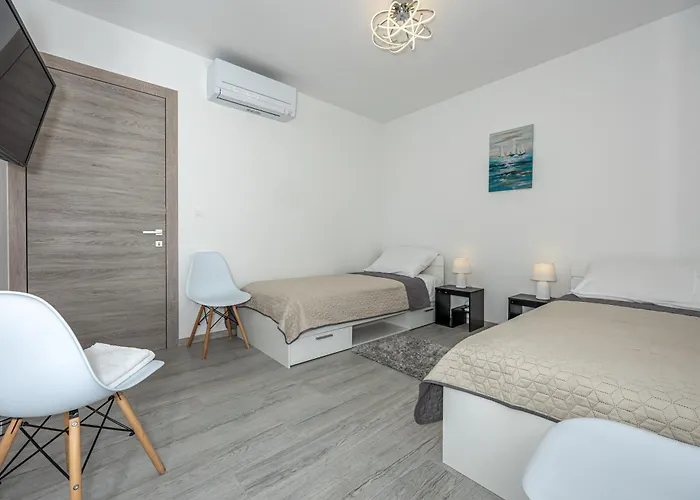 Luxury White Sails With A Multi Sport Court And Sea View * Pinezići