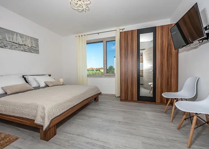 Luxury White Sails With A Multi Sport Court And Sea View Villa *