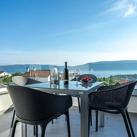 Villa Luxury White Sails With A Multi Sport Court And Sea View Pinezići